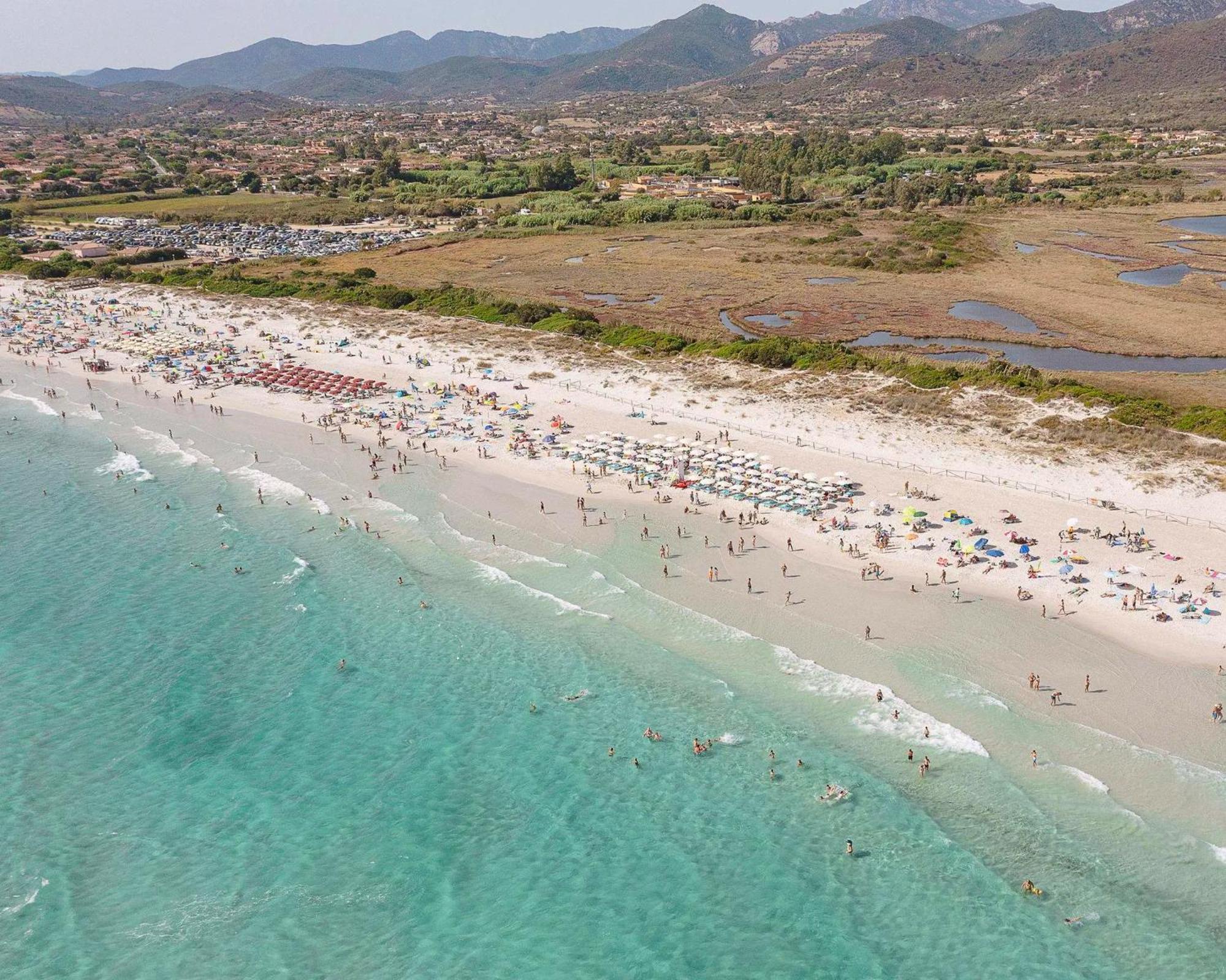Hotel Zeta Club San Teodoro Le Rose Esterno foto