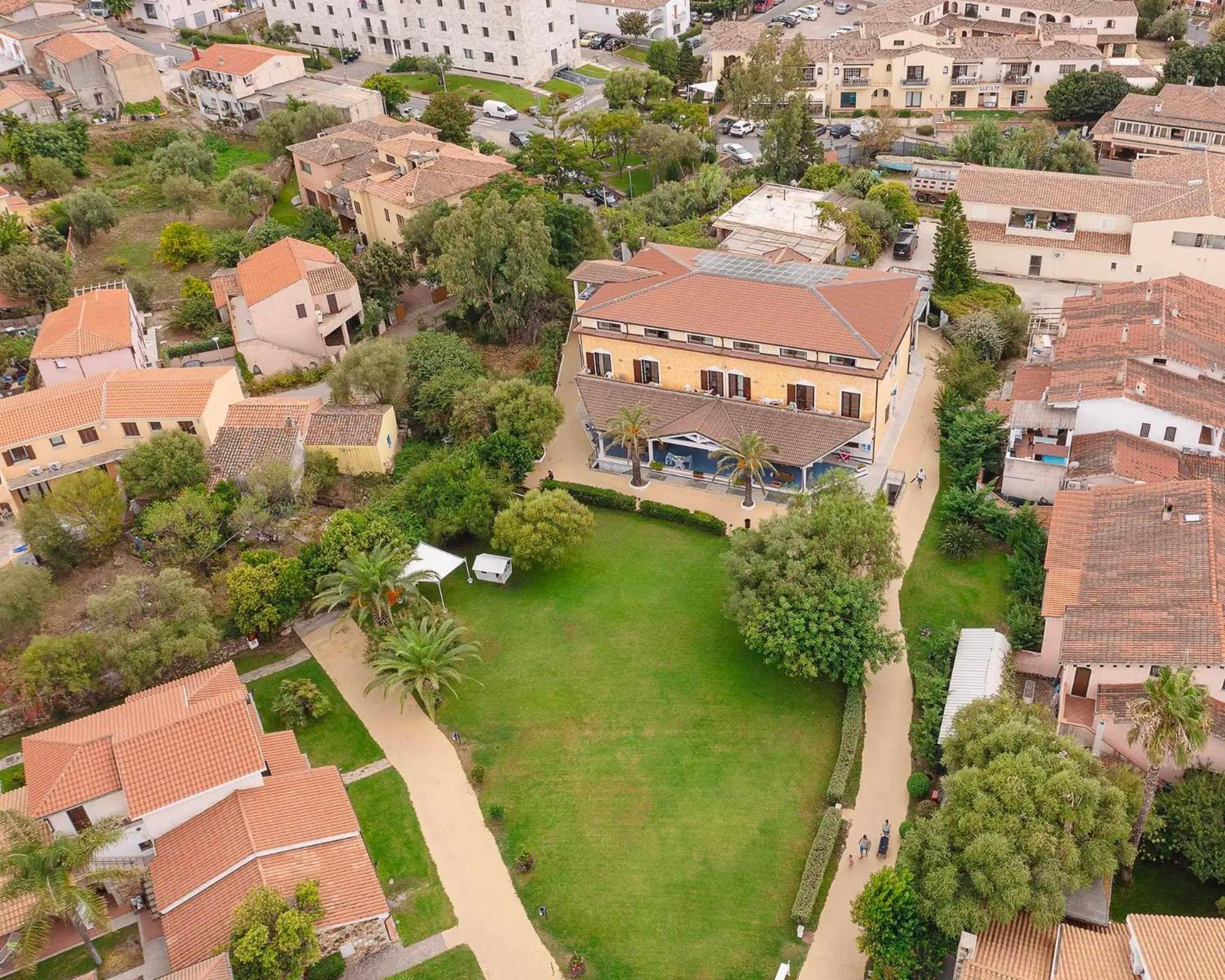 Hotel Zeta Club San Teodoro Le Rose Esterno foto