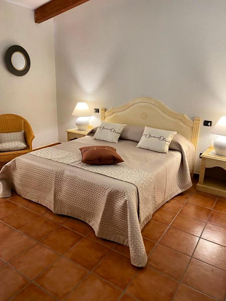 Hotel Zeta Club San Teodoro Le Rose Esterno foto