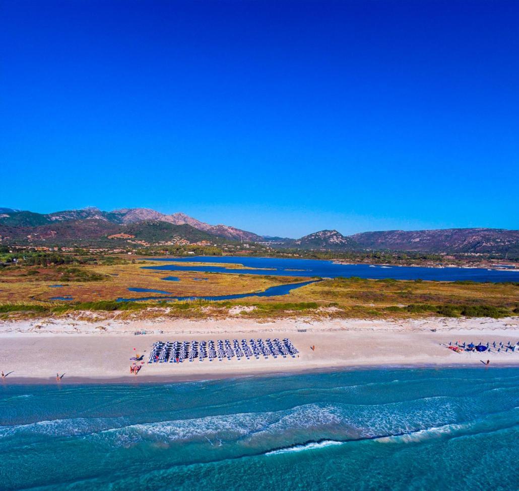 Hotel Zeta Club San Teodoro Le Rose Esterno foto